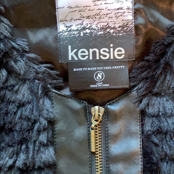 Fur vest - Picture 2 of 6